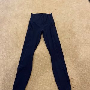 Lululemon align with pocket